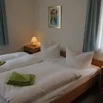 Otel Exempel Schlafstuben Und Quartier Langer Hals
