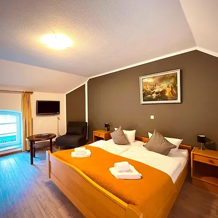 Exempel Schlafstuben Und Quartier Langer Hals Hotel Tangermünde