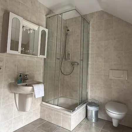 Exempel Schlafstuben Und Quartier Langer Hals Hotel 3*